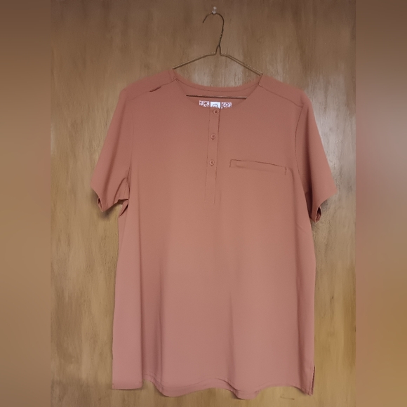 WonderWink Rust Color Scrub Top - Picture 1 of 2